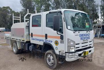Isuzu   N-series Truck