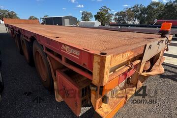 Trailer Drop Deck Southern Cross 2013 Tri Springs Lead Twist Locks 45ft 1TOC897 SN1729 Trailer Drop Deck Southern Cross 2013 Tri Springs Lead Twist Locks 45ft 1TOC897 SN1729