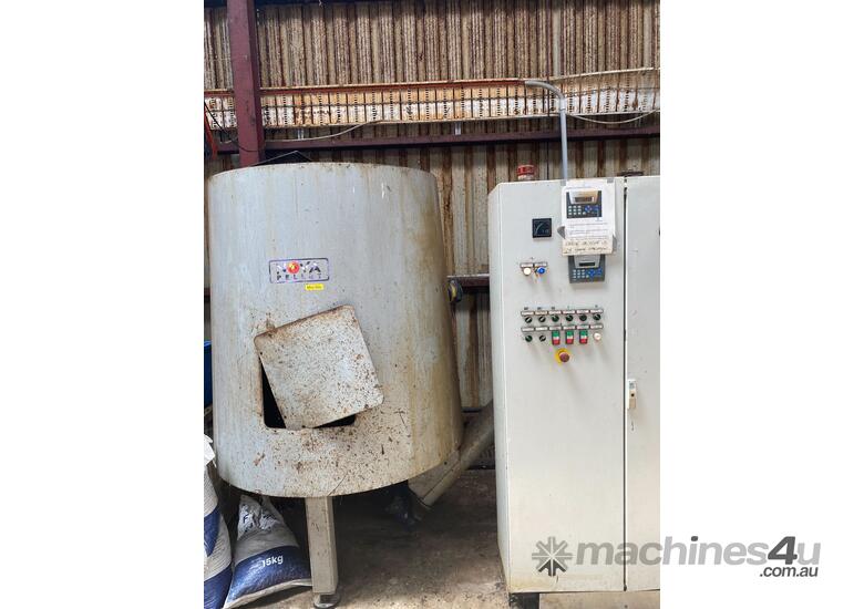 caption N-MINI Pellet Mill