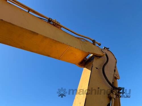 Hyundai Robex 320LC-9 Excavator (Wide Steel Tracked)