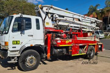 Flowcrete 27 metre Concrete Boom Pump