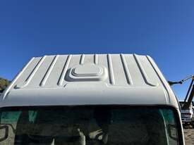 1994 Isuzu NPR 200 Table Top - picture0' - Click to enlarge