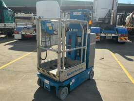2014 Genie GR-15 Manlift (Electric) - picture2' - Click to enlarge