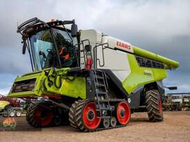 (8734) 2021 CLAAS Lexion 8800T - picture0' - Click to enlarge