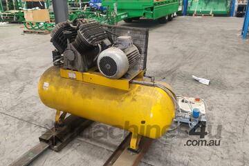 Industrial 3 Phase compressor with air receiver