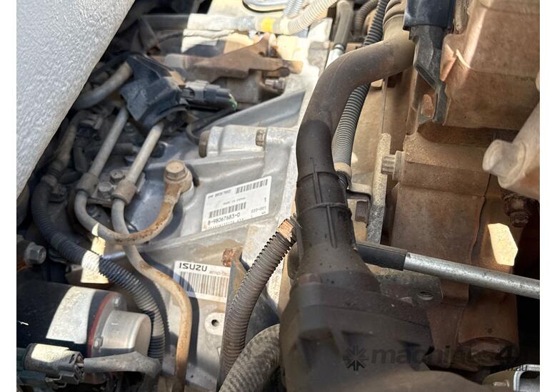 2011 Isuzu NPR Crane Truck (Service Body)