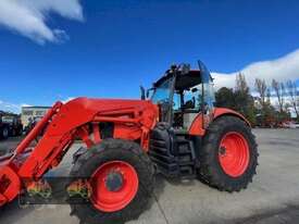 (9004) 2017 Kubota M7-131 F/E/L Tractor - picture0' - Click to enlarge