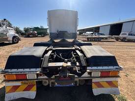 2014 KENWORTH T909  - picture2' - Click to enlarge