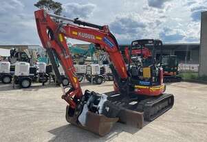 Kubota 2019   U55