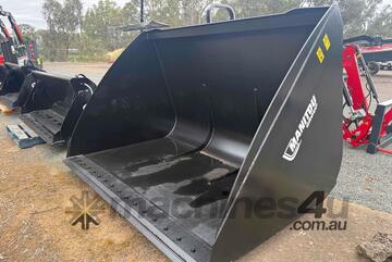 Manitou   4 m3 GP Bucket