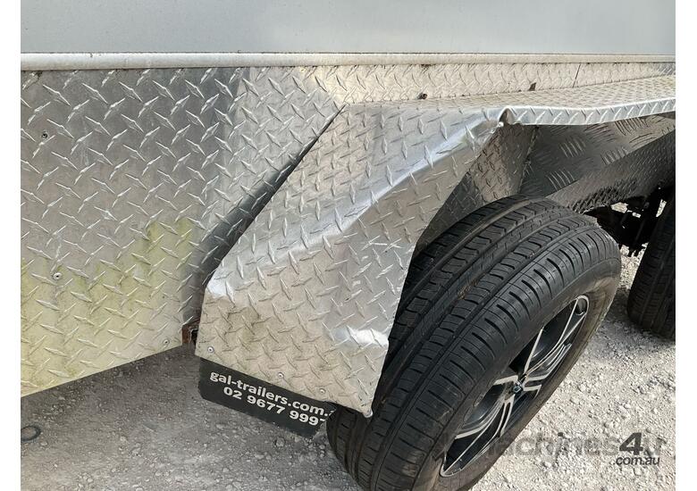 2020 Dual Axle Enclosed Trailer