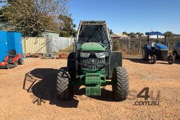 John Deere   6110M 4x4 Tractor