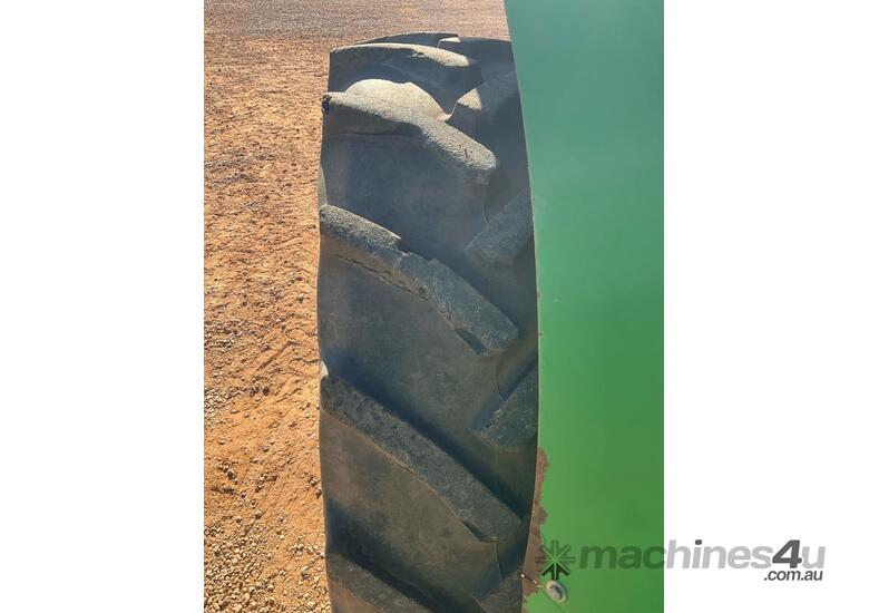 John Deere 6110M 4WD Tractor