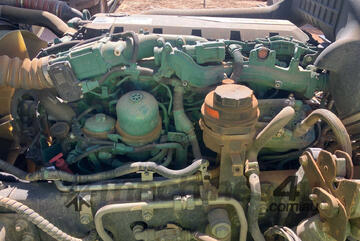 2018 Volvo FE320 Garbage Compactor (Side Load)