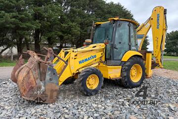 Komatsu 2010   WB97R