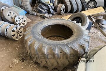 PREMIUM 347 23.1 - 34 Tyre