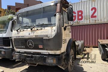 Prime Mover Mercedes-Benz V Series 2225 (1990)