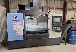 DN Solutions DNM 5700 Machining center