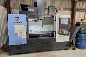 DN Solutions DNM 5700 Machining center