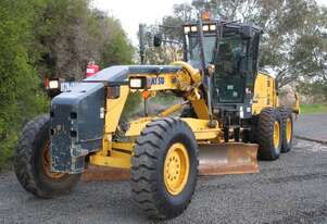 Komatsu 2016   GD555-5