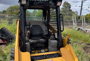 Caterpillar CAT SkidSteer 216B3 - Bobcat