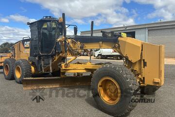 2018 Caterpillar 12M VHP Plus Articulated Motor Grader