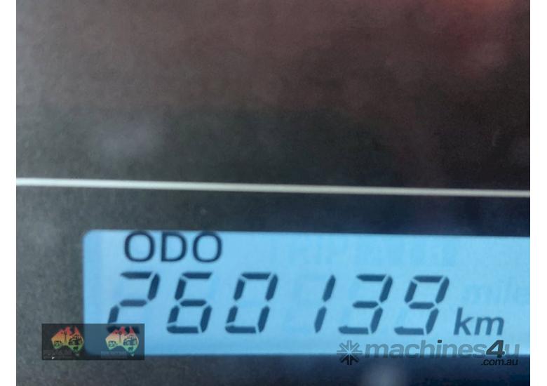 (9126) Toyota Ute 2016 - 5 Speed 2WD