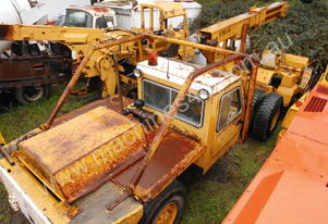 12ton asi/perry , auto , 2 stage boom,