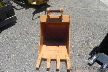 Oz   Bucket-GP Attachments