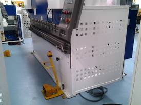 CMT 138T x 3200 NC PRESS BRAKE NC89 LAZER - picture1' - Click to enlarge