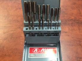 Run out Sale - Discounted Tapping Set 17pc M3-M12 - picture1' - Click to enlarge