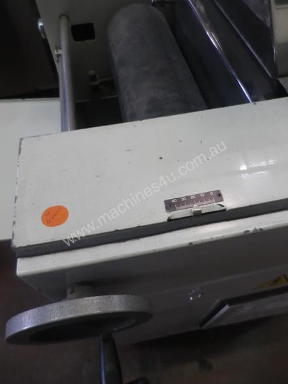 caption Heavy Duty Nut Crushing Machine - Secondhand Cat
