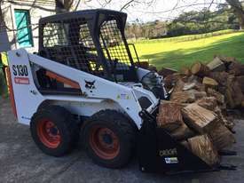 Bobcat S130 - 660hrs  - picture3' - Click to enlarge