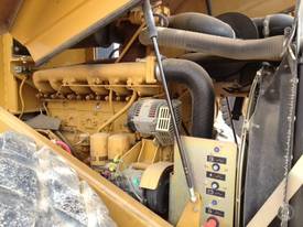 2005 Caterpillar CS 563E - picture1' - Click to enlarge