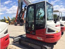 NEW TAKEUCHI TB240 4T CONVENTIONAL - picture2' - Click to enlarge