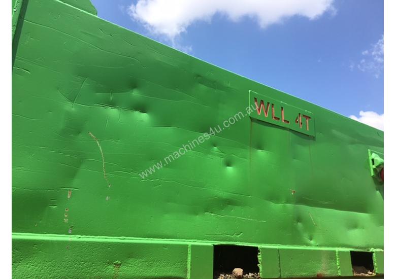 caption QDS Underground Mining Equipment (Various)
