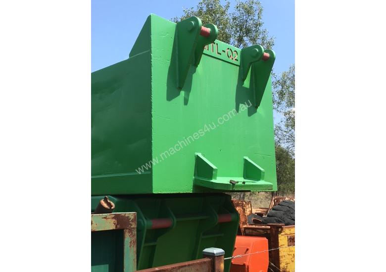 caption QDS Underground Mining Equipment (Various)