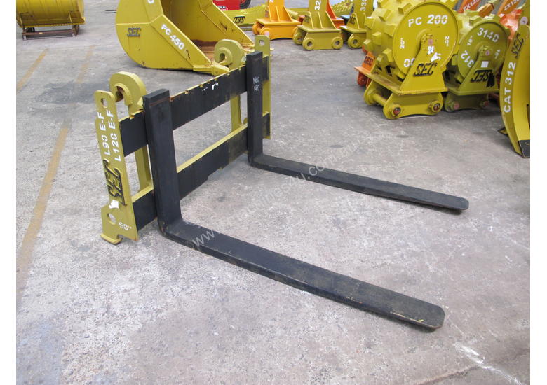 caption 2015 SEC Volvo Wheel Loader Fork L90/L120