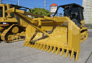 CAT D5K XL Stick Rake & Tree Pusher DOZRAKE
