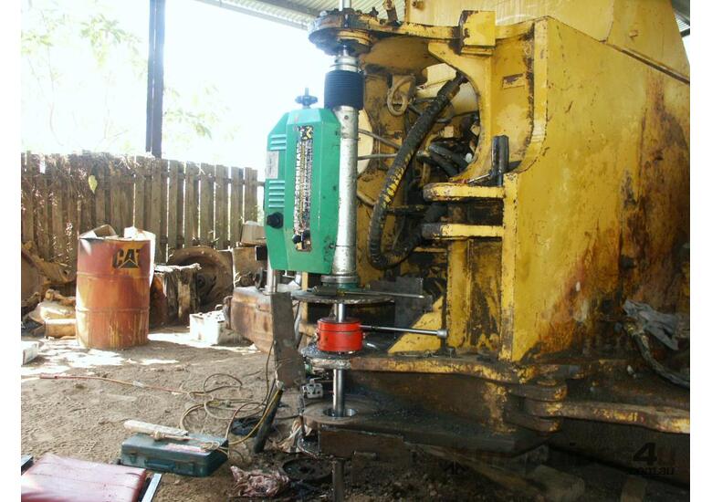 caption Portable Line Boring and Bore Welding Machine Ø 62-800mm