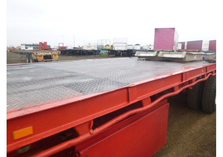 caption Freighter Semi Drop Deck Trailer