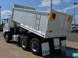 2005 MITSUBISHI FV 500 Tipper   - picture2' - Click to enlarge