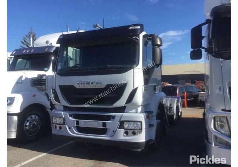 caption 2013 Iveco Strailis 460 EEV