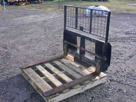 Skid steer fork attachment - picture1' - Click to enlarge