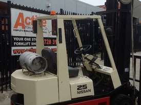 Nissan Forklift 2.5 Ton 6000mm Lift New Paint Works Well  - picture0' - Click to enlarge