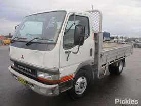 2001 Mitsubishi Canter FE637 - picture2' - Click to enlarge