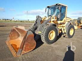 VOLVO L70F Integrated Tool Carrier - picture0' - Click to enlarge