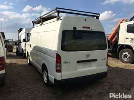 2008 Toyota Hiace - picture2' - Click to enlarge