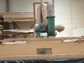 FREE dust extractors - picture2' - Click to enlarge