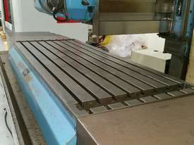 used CNC bed mill - picture2' - Click to enlarge
